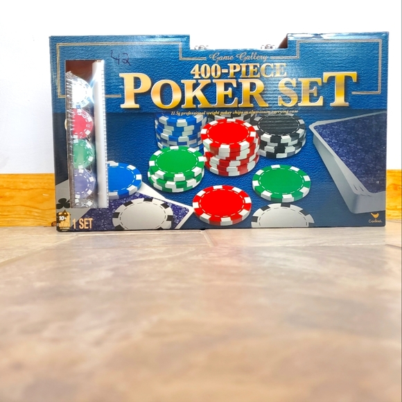 Poker set - Picture 1 of 4